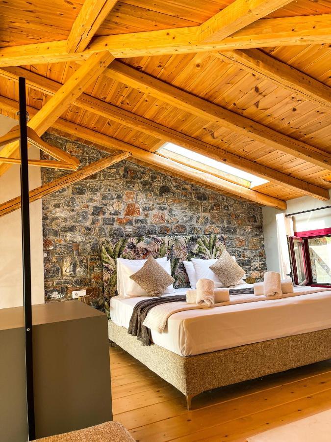 Modern Stone Villas With Swimming Pool Aliveri Luaran gambar
